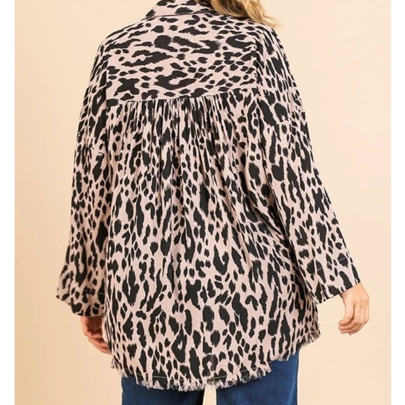 Umgee Animal Print Tunic - Picture 9 of 12
